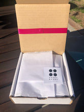 Load image into Gallery viewer, "Galentine's Day" gift set